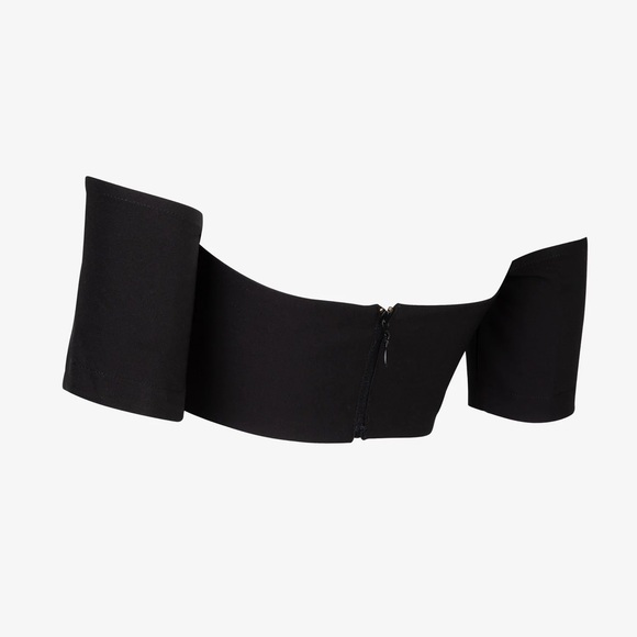 Black Cutout Crop Top - Picture 6 of 7